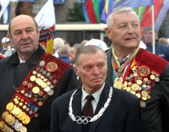 Vladimir Saunin, Boris Shakhlin and Vladimir Sterlik