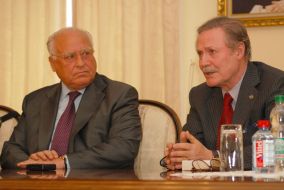 Viktor Chernomyrdin and Yury Solomin