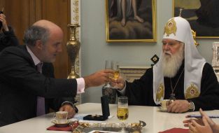 Rewarding of Bertran Costa