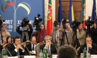  Jose Manuel Barroso, Jose Socrates, Javier Solana