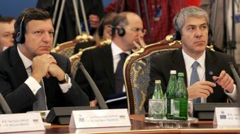 Jose Manuel Barroso  Jose Socrates