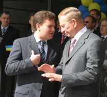 Leonid Kuchma and Viktor Bondar