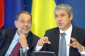 Jose Socrates and Javier Solana