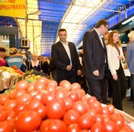Yury Lutsenko at the market