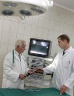 Surgeons with new device