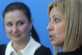 Press-conference by Inna Bogoslovskaya and Anna German in UNIAN