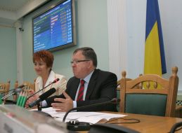 Vladimir Shapoval and Zoya Sharikova