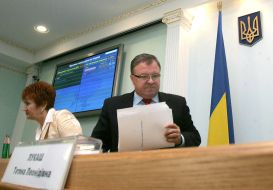 Vladimir Shapoval and Zoya Sharikova