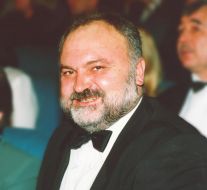 Персоны. Александр Савенко