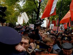 Митинг против празднования 65-й годовщины УПА в Харькове