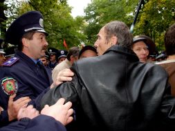 Митинг против празднования 65-й годовщины УПА в Харькове