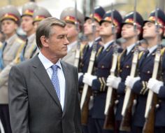 Meeting of Viktor Yushchenko with the personnel of the Internal troops