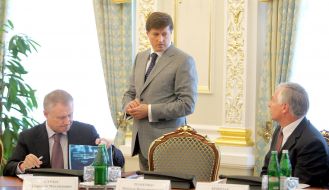 Viktor Korzh, Grigory Surkis and Vladimir Brinzak