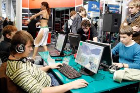 Выставка «ЦИФРОМАНІЯ:) 2007»