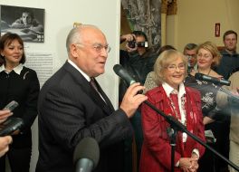 Ада Роговцева та Віктор Черномирдін