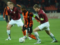 Fernandinho and Andrey Berezovchuk