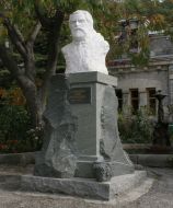 Monument to  Lev Golitsin