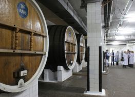 Бочки с вином