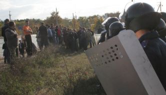 Confrontation in Simferopol