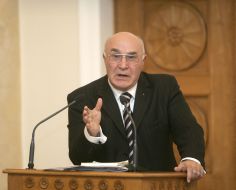 Владимир Стельмах