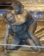 Fight without rules in dirt