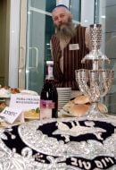 Работник еврейского ресторана