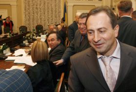 Микола Томенко