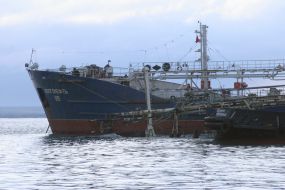 Нефтеналивной танкер ”Волгонефть”