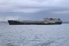 Нефтеналивной танкер ”Волгонефть”