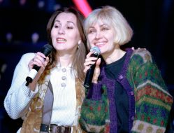 Taisiya Povaliy and Valentina Stepovaya