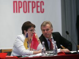 Valentina Semenyuk and Stanislav Nikolaenko