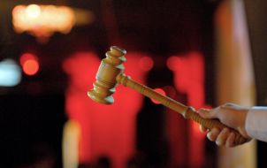 Добродійний аукціон Фонду ”АнтиСНІД”