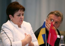 Valentina Semenyuk and Stanislav Nikolaenko