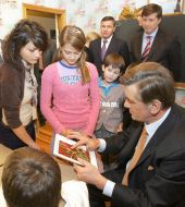 Ukraine’s President charitable action