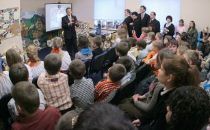 Ukraine’s President charitable action