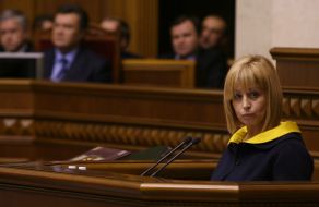 Anna German, Victor Yanukovich and Nikolay Azarov