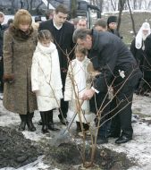 Viktor Yushchenko with family