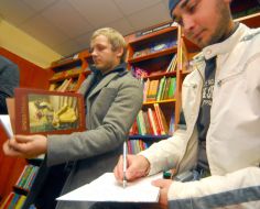 The participants of the known Ukrainian group are ”Airman”