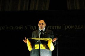Владислав Каськів