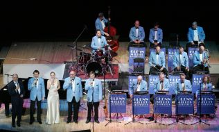 The World Famous Glenn Miller Orchestra