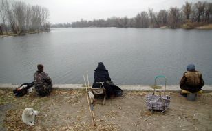 Рыбаки на берегу Днепра