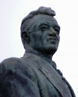 Памятник А.Д. Цюрупе