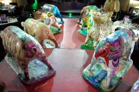 Скульптура ”свиня”