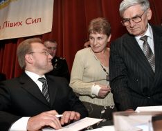 Vasily Volga signs a book