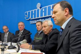 Пресс-конференция: “Монополизация рынка лесоматериалов - угроза существованию деревообрабатывающей отрасли”