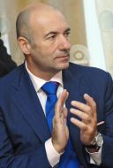 Игорь Крутой