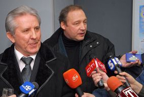 Yury Say and Vladimir Golovach