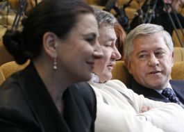 Inna Bogoslovskaya, Vladimir Yatsuba and Anatoliy Kinakh