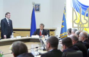 Introducing of Yury Lutsenko to head stuff of Ministry of internal affairs