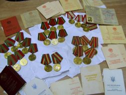 Soviet state rewards on a custom-house in Borispol